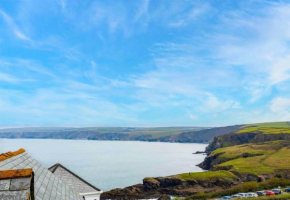 Number 9, Port Isaac Bay Holidays